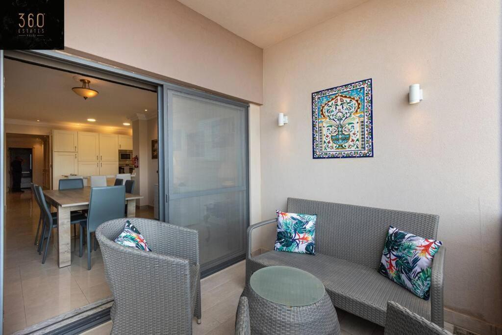 One Of A Kind, Seafront Property In St Georges Bay By 360 Estates Saint Julian's 외부 사진