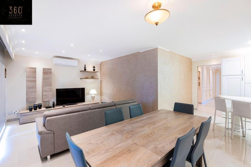 One Of A Kind, Seafront Property In St Georges Bay By 360 Estates Saint Julian's 외부 사진