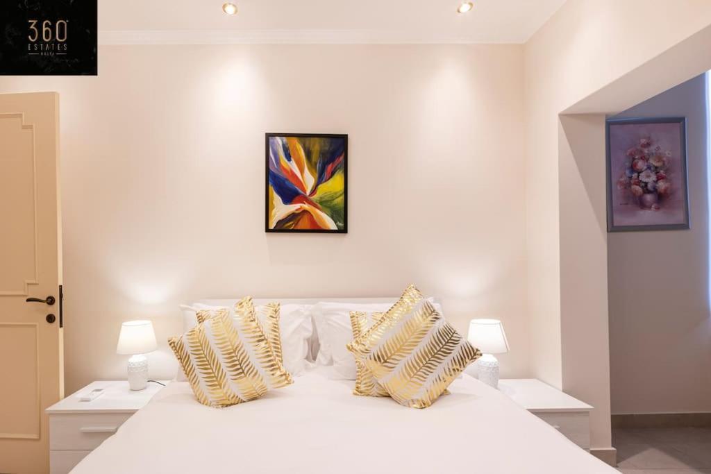 One Of A Kind, Seafront Property In St Georges Bay By 360 Estates Saint Julian's 외부 사진