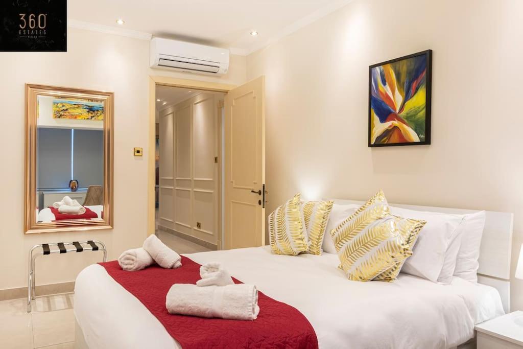One Of A Kind, Seafront Property In St Georges Bay By 360 Estates Saint Julian's 외부 사진